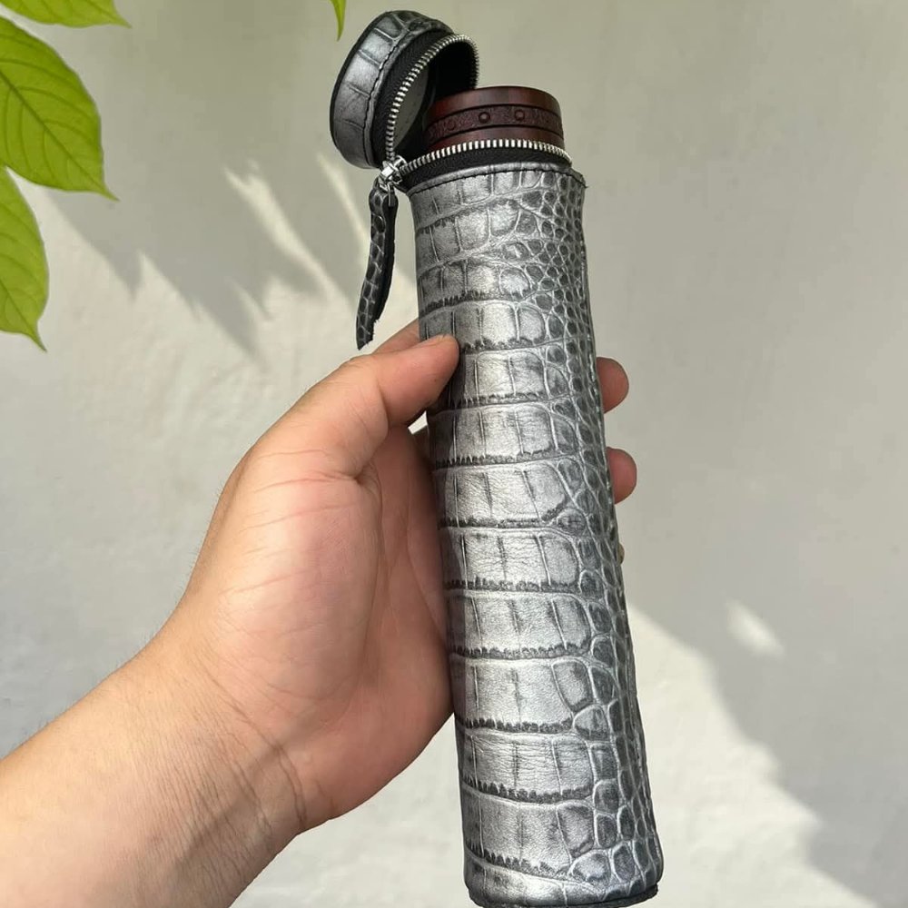 Đựng côn - da cá sấu