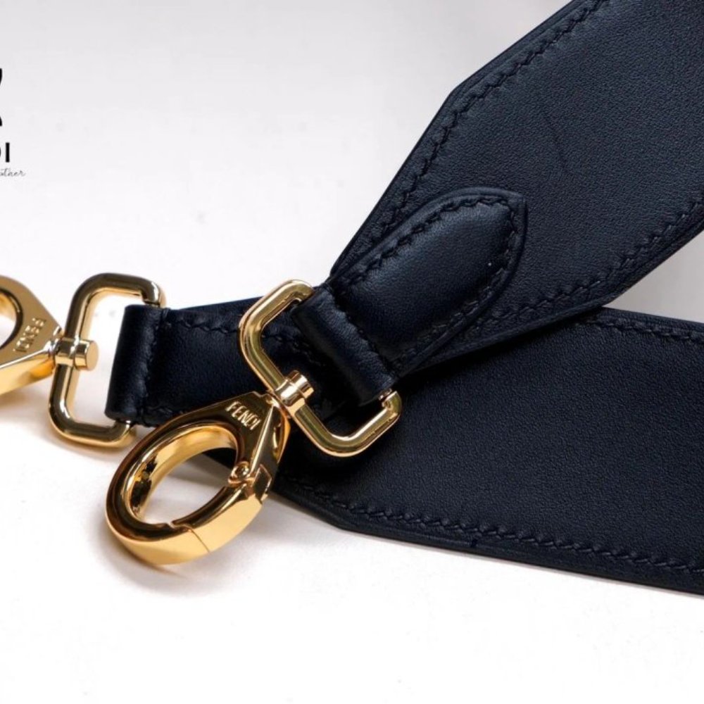 Túi Da Nữ Celine – Da Swift – Black