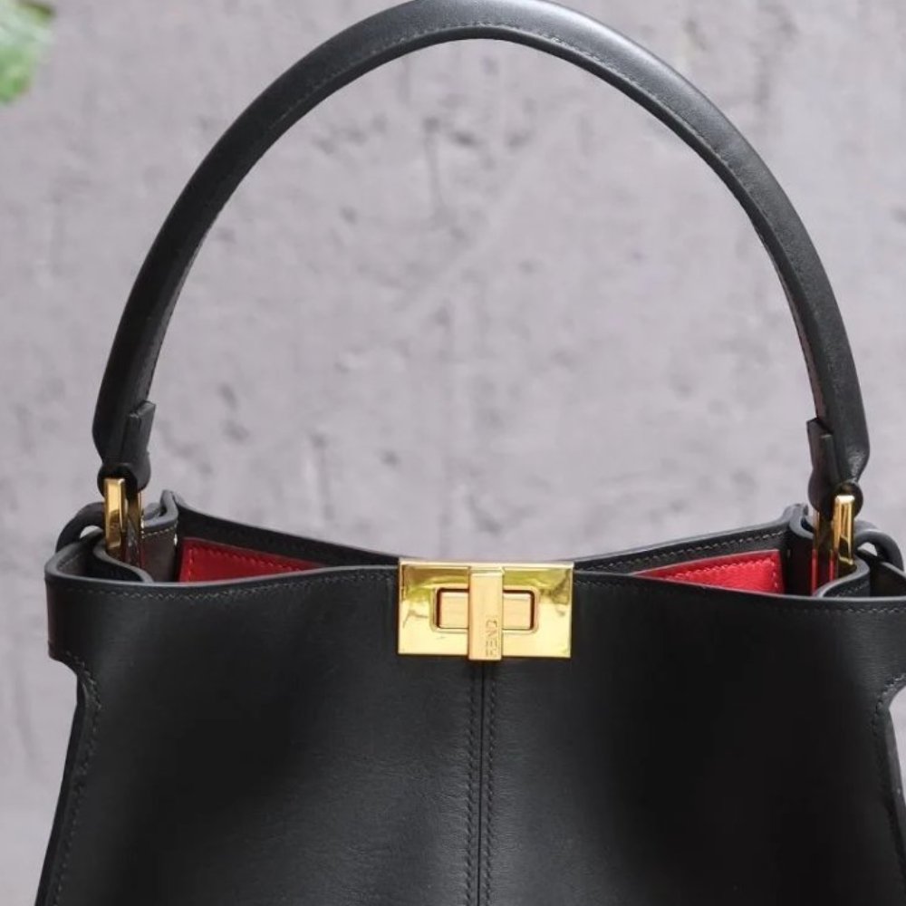 Túi Da Nữ Celine – Da Swift – Black