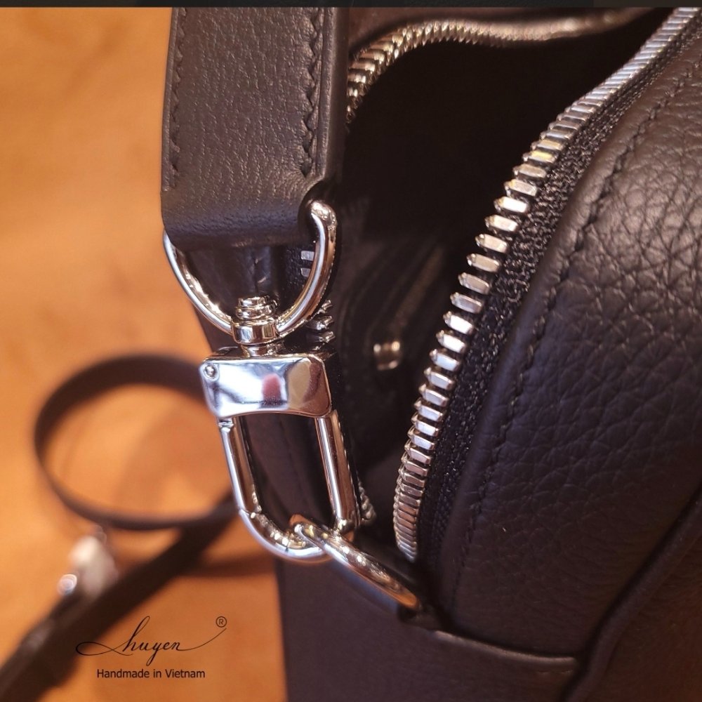 Túi chéo - Togo Leather Bag