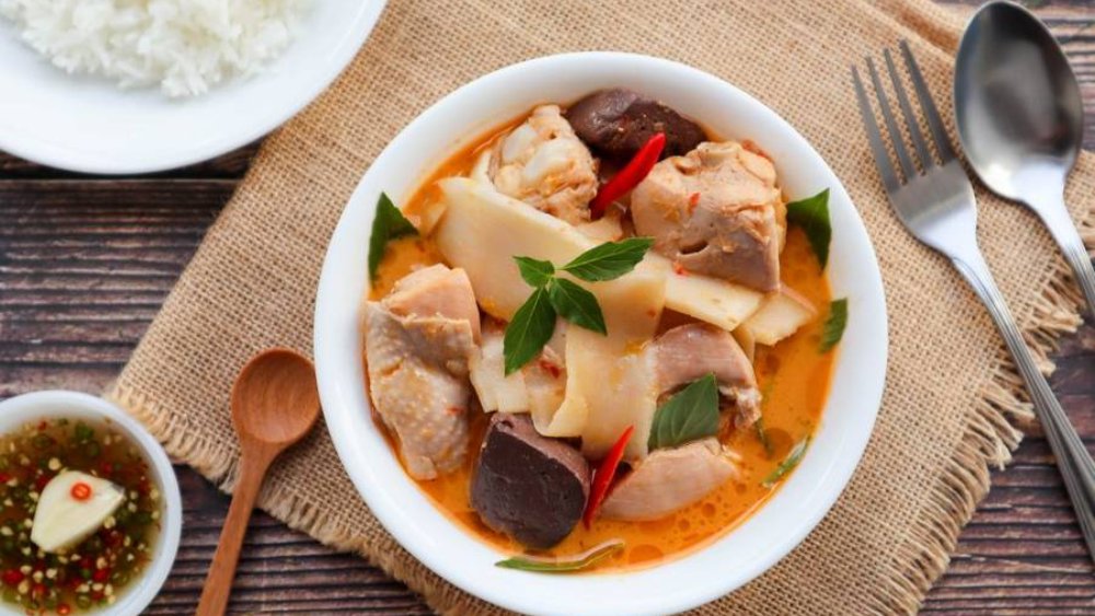 10 đặc sản Hòa Bình ăn một lần là nhớ 2