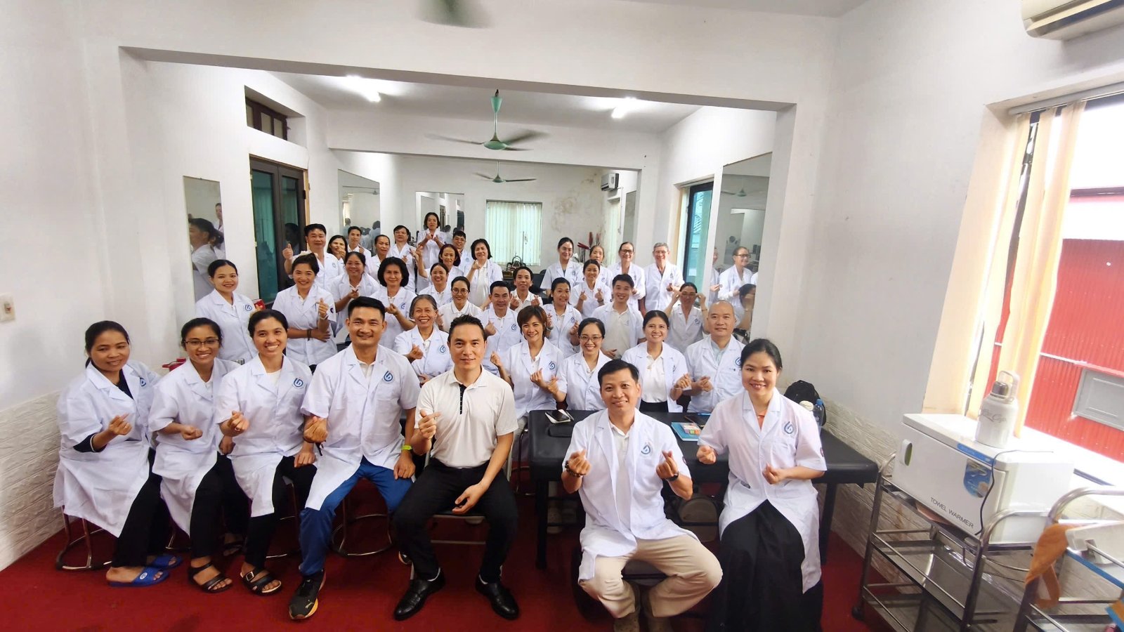 Giảng viên hướng dẫn học viên